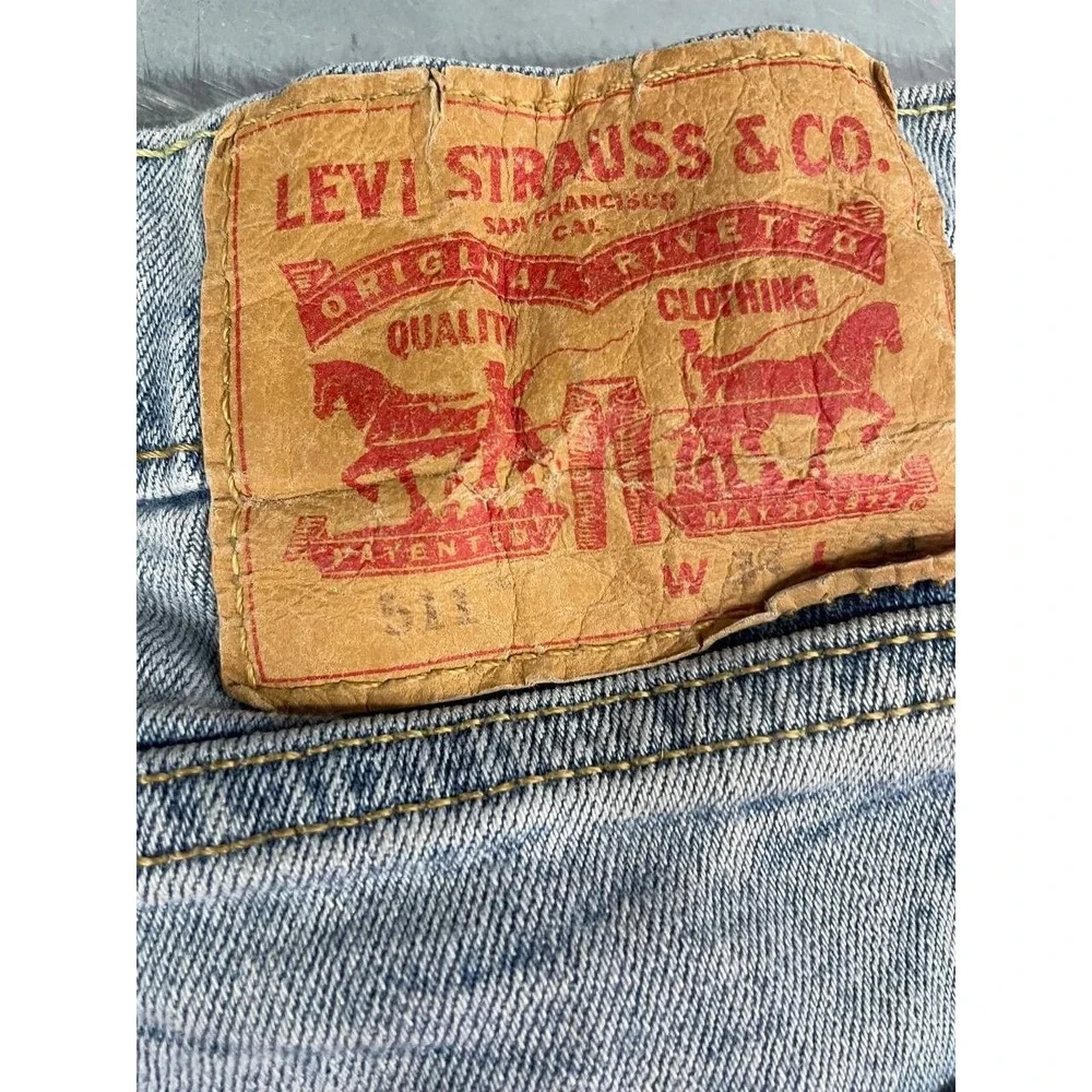 Levis‎ 511 Jeans Mens 33x34 Blue Light Wash Denim Straight Outdoor